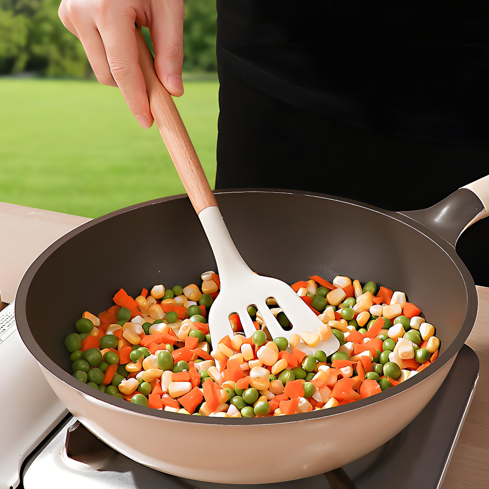 10종 휴대용 캠핑 조리기구 세트, 실리콘 주걱, 국자 - Quechua Camping Cooking Set 리뷰 및 가격